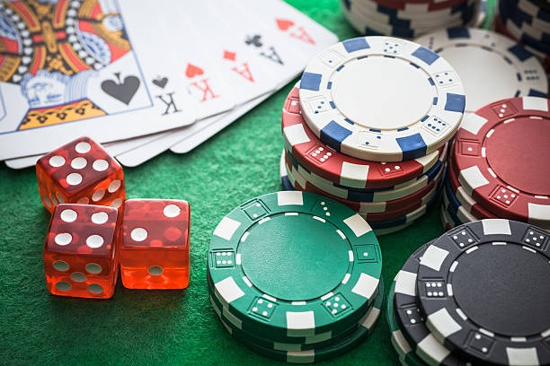 Roulette table layout showing inside and outside bet zones